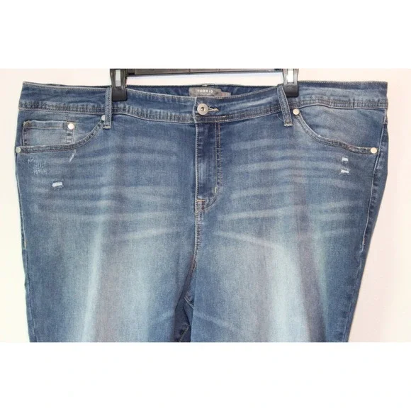 NWT Torrid Luxe Slim Boot Jeans Light Wash Super Stretch Denim Plus Size 26 - Picture 5 of 12